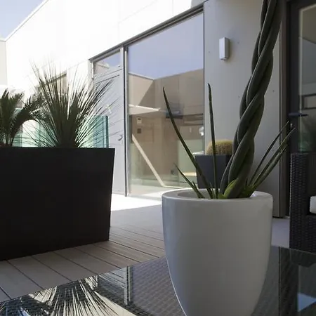 La Loge De Mer, Urbain Perpinhã