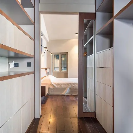 La Loge De Mer, Urbain Perpignan