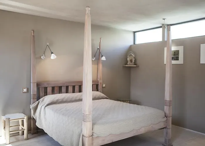 Pensión La Loge De Mer, Urbain