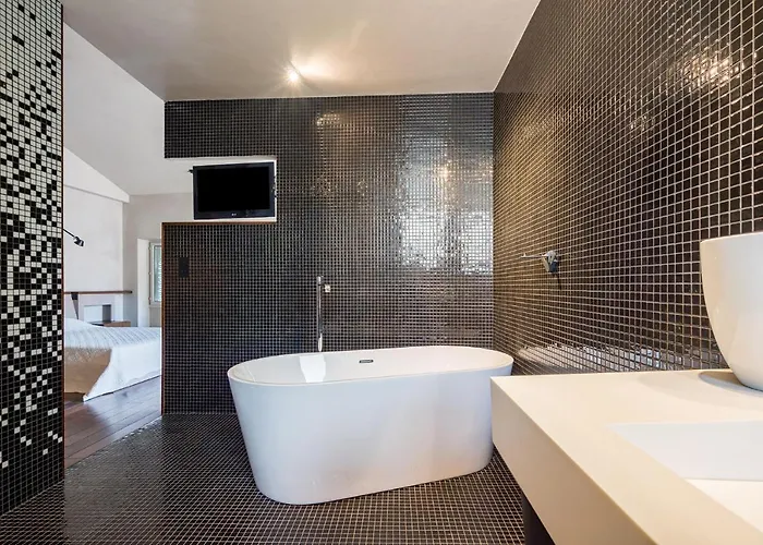 Pensión La Loge De Mer, Urbain