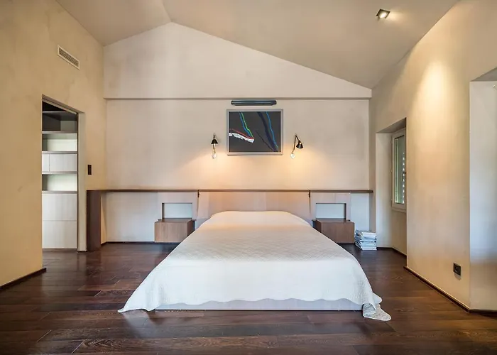 La Loge De Mer, Urbain Pensión 4*