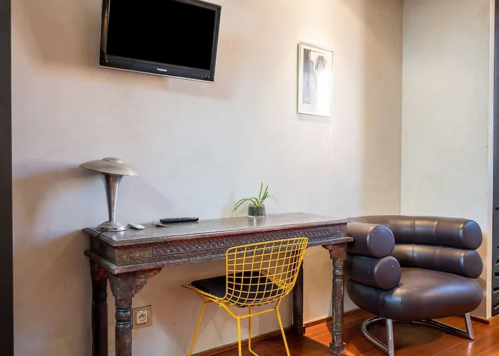 La Loge De Mer, Urbain Guest house